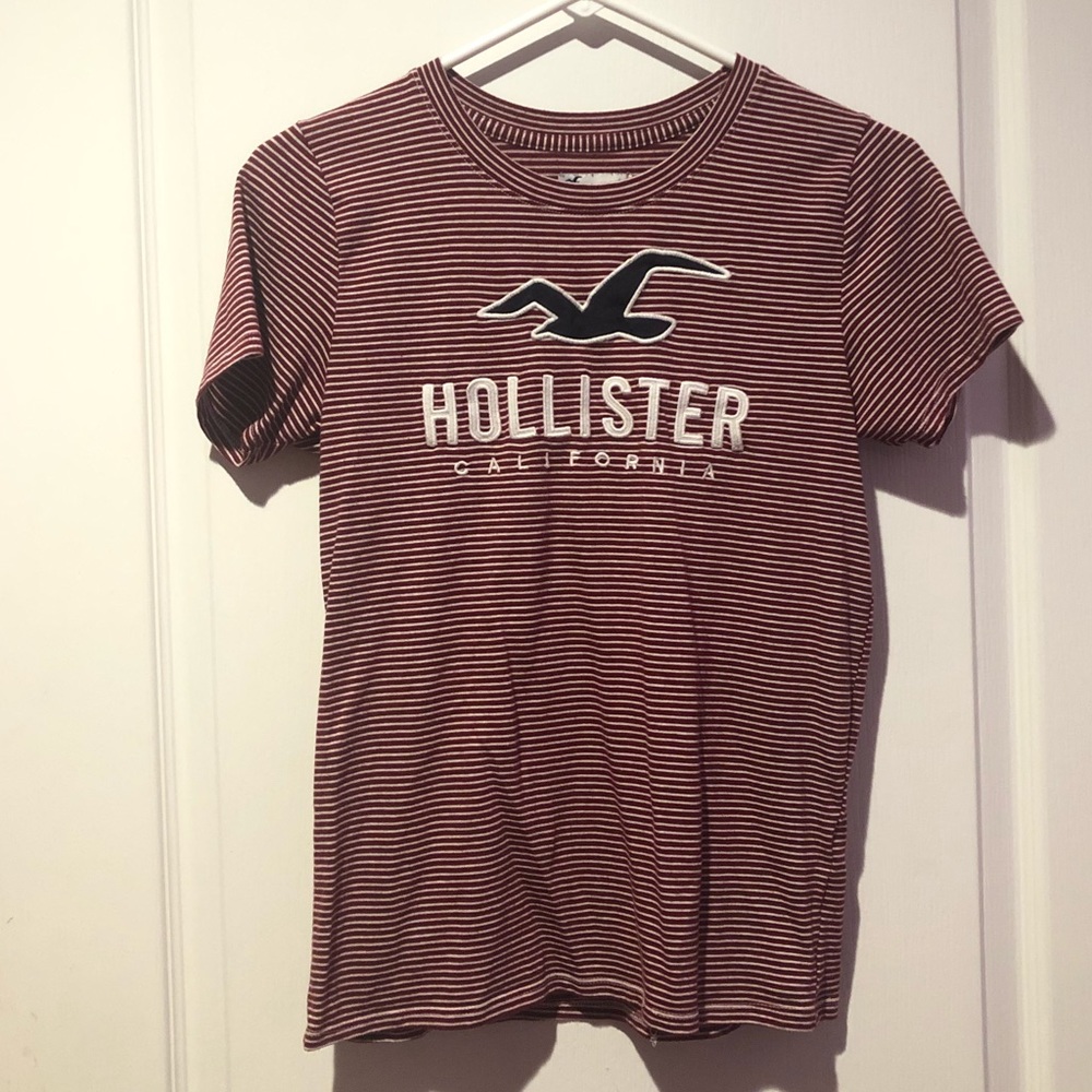 basic hollister tee